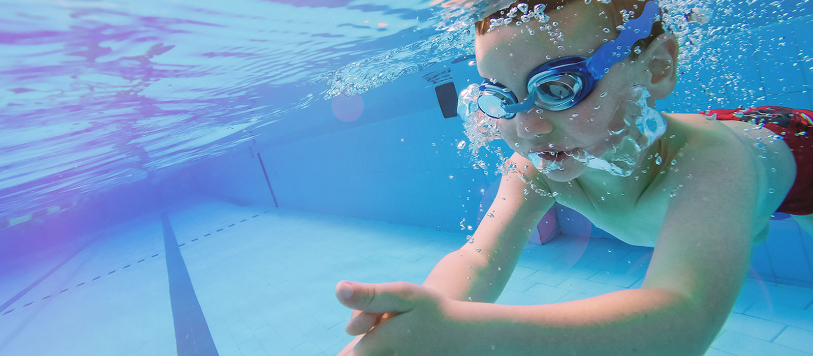 10 Reasons to Get Your Child Swimming