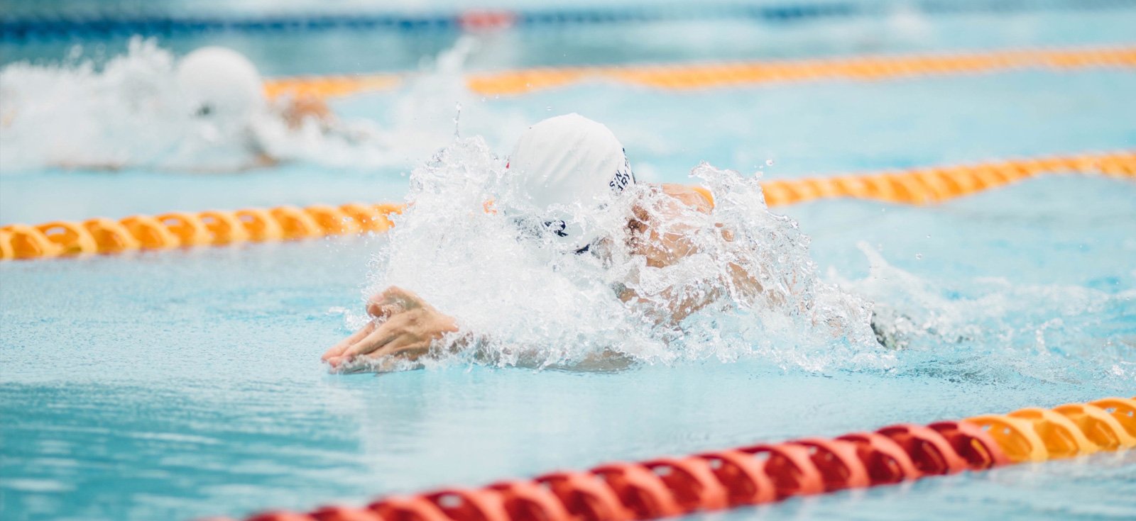 Perfecting your swimming breaststroke