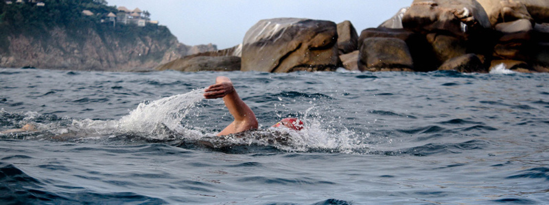 swimmer-in-the-sea