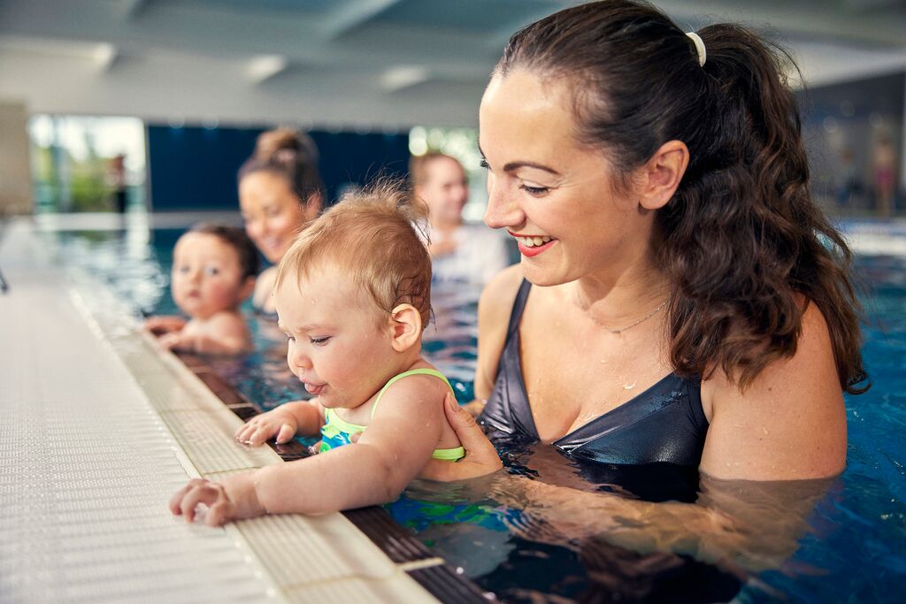 Clases de natación para bebés